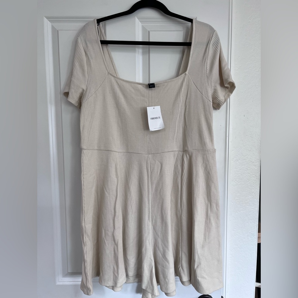 Forever 21+ Plus Size Square Neck Romper - Picture 3 of 8